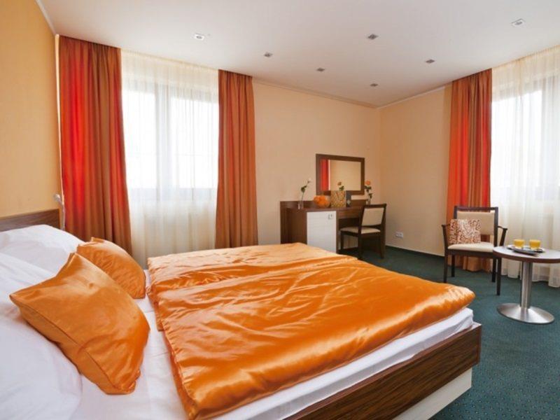 Hotel Viktor Bratislava Buitenkant foto