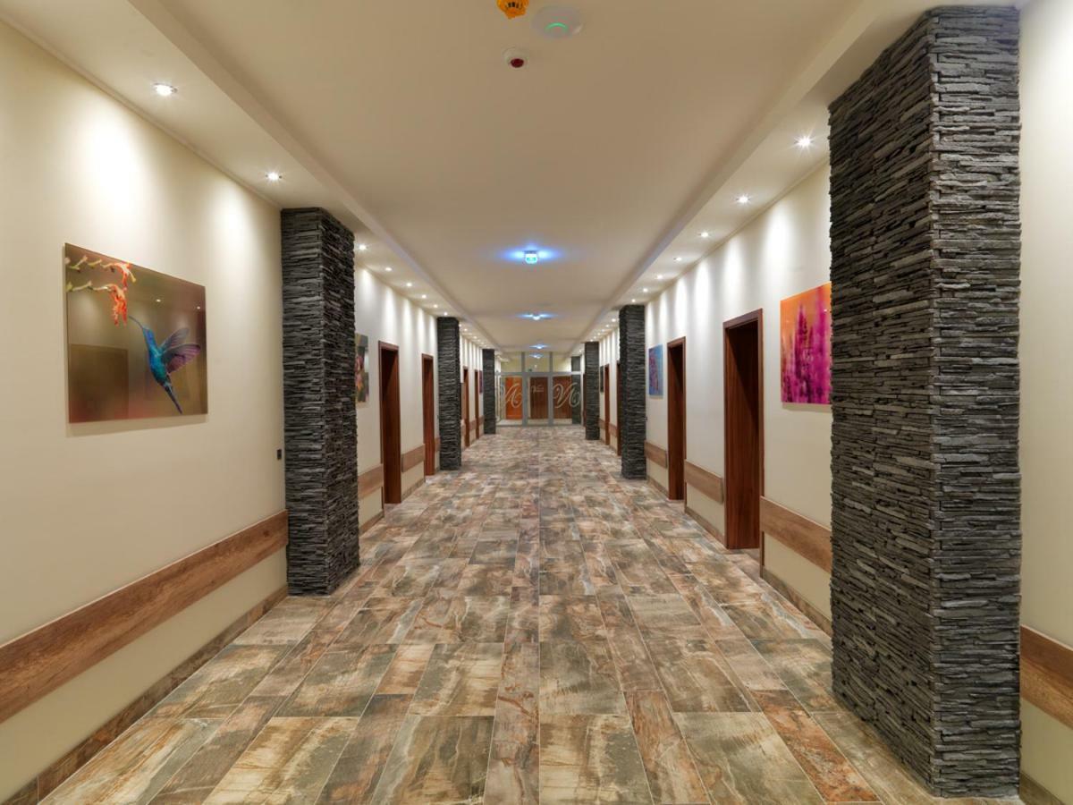 Hotel Viktor Bratislava Buitenkant foto